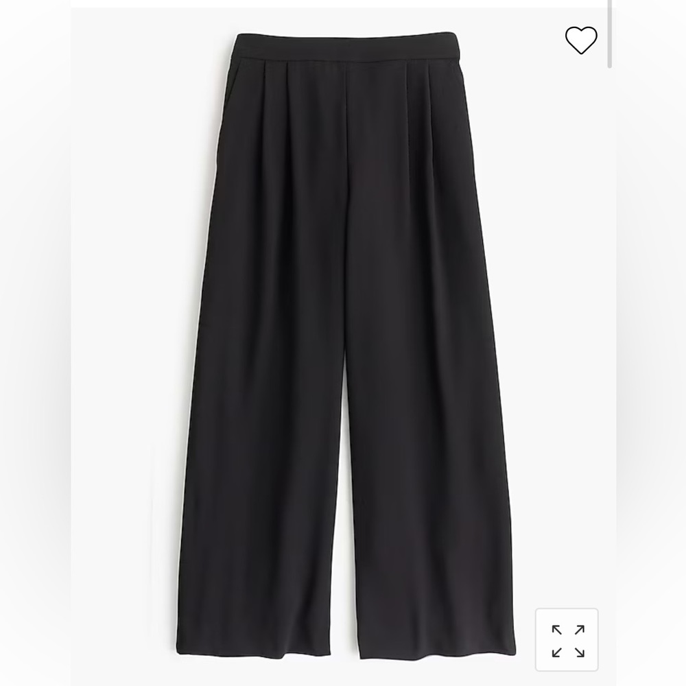Black Wide-leg crop pant in 365 crepe